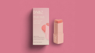 Blush stick Blush Stick Signature - Sweet Peach DIVAZ, produsul