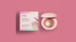 Iluminator Highlighter Rose DIVAZ, produsul